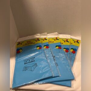 NWT Disposable Tablecloth